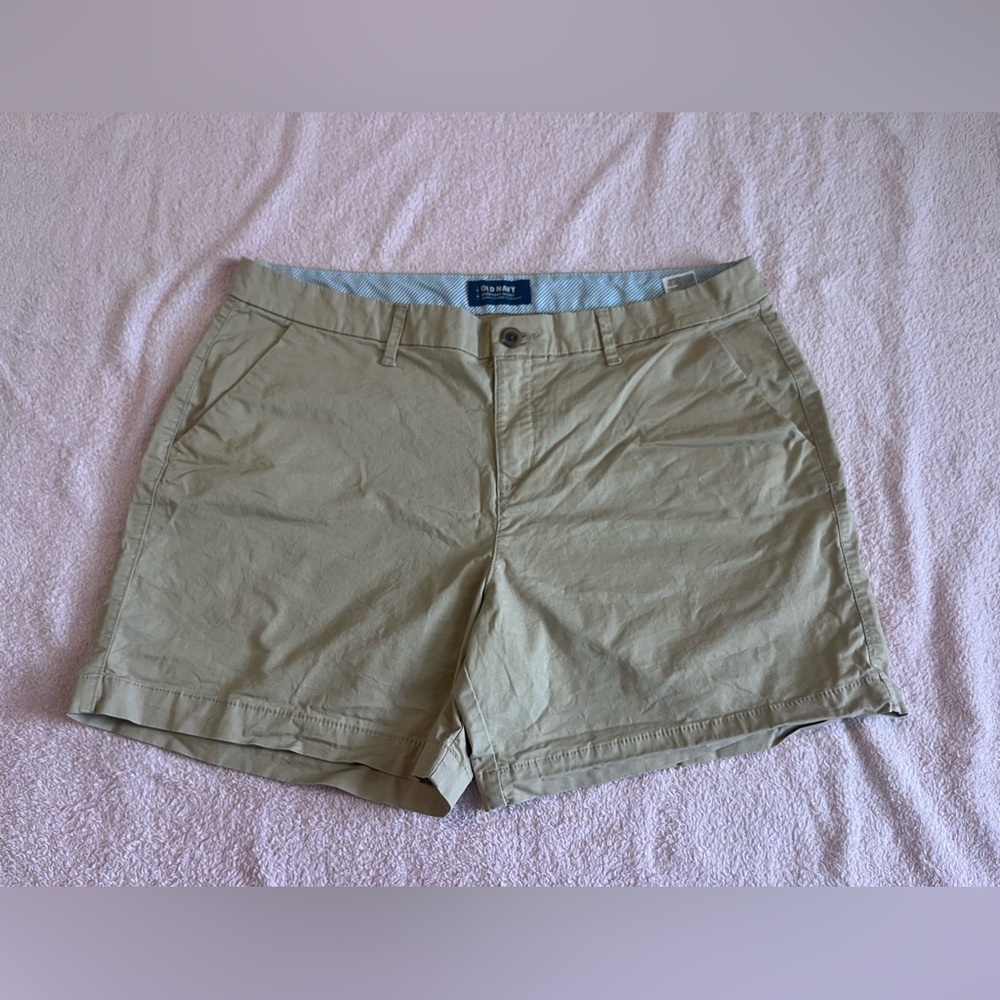 Old Navy Khaki Shorts